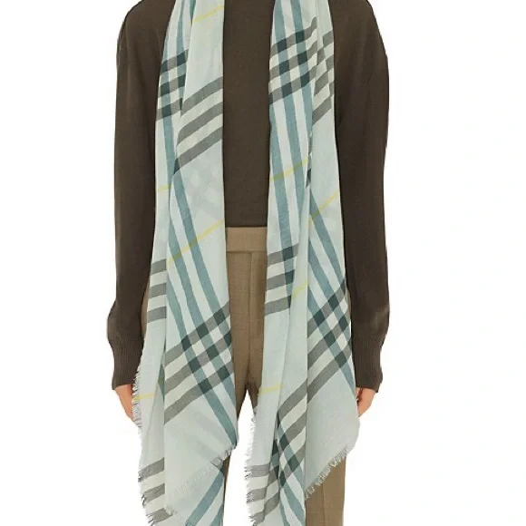 Burberry Check Wool Scarf Lightweight Color:Breeze - Picture 1 of 14